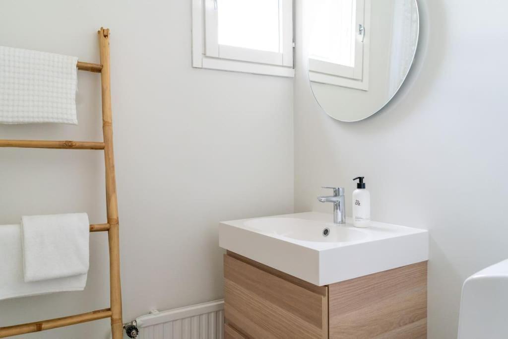 Fully Renovated 3br With Private Sauna *