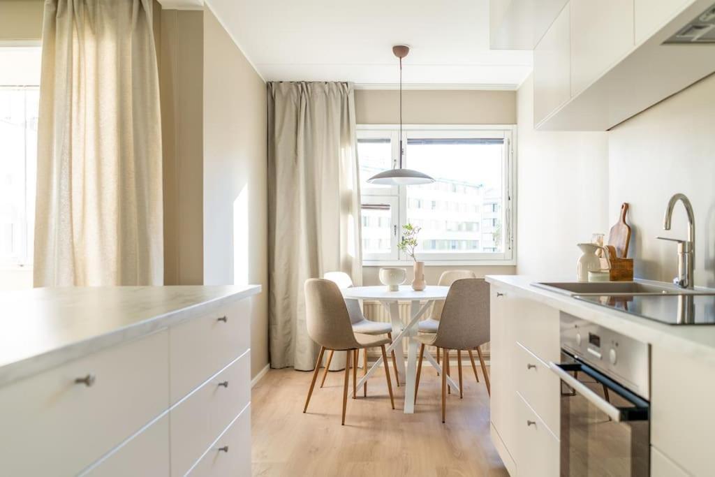Fully Renovated 3br With Private Sauna Appartement *